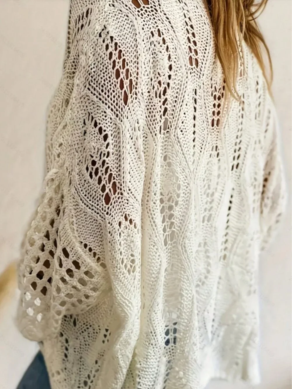 Apricot Casual Women's Loose Hollow-Out High-End 3/4 Sleeve Knit Sweater